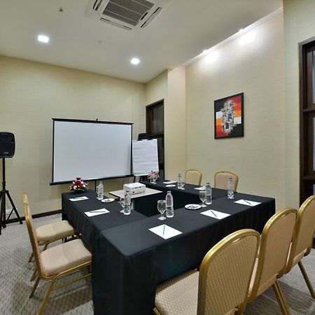Serela Merdeka By Kagum Hotels Μπαντούνγκ Εξωτερικό φωτογραφία