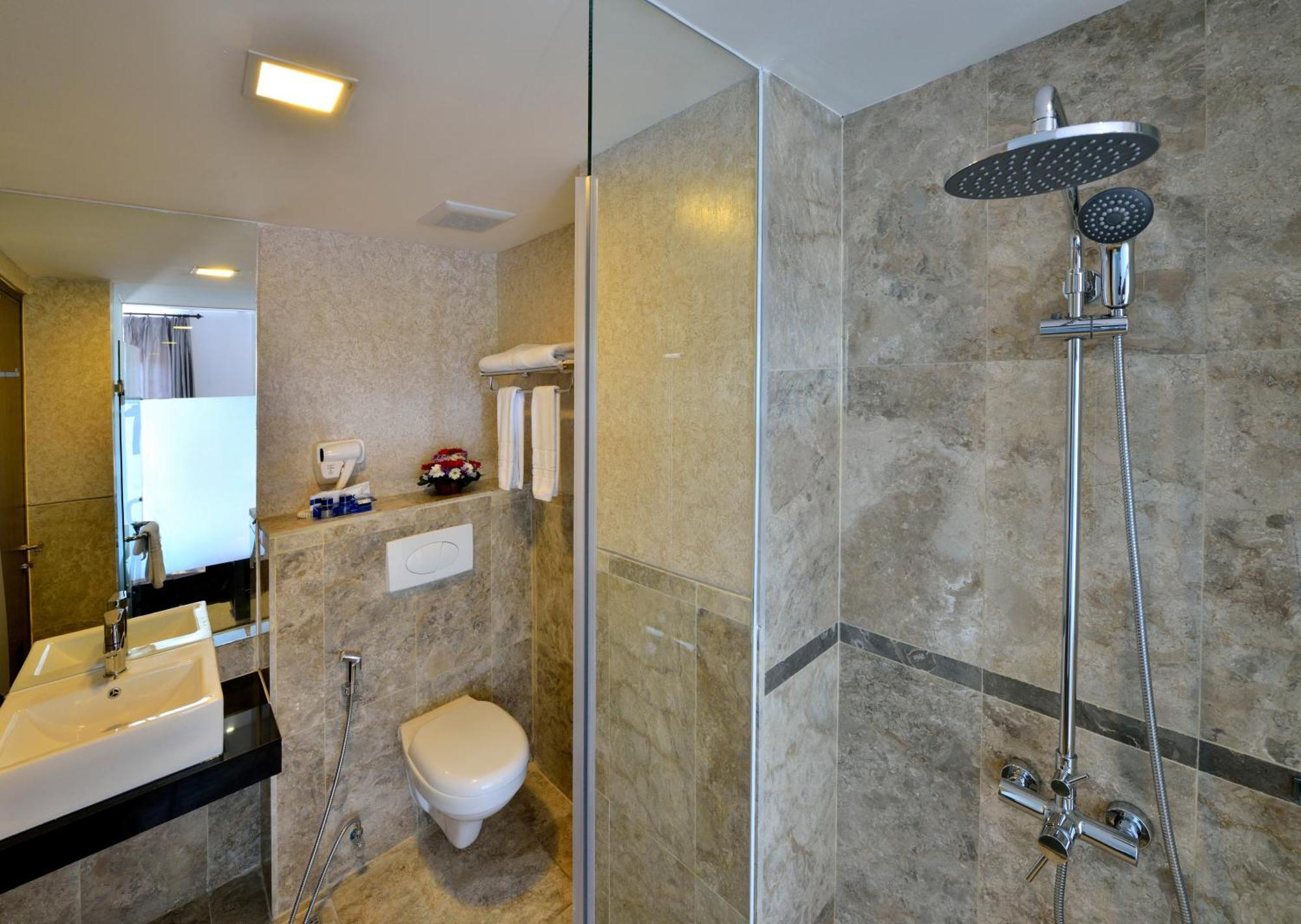 Serela Merdeka By Kagum Hotels Μπαντούνγκ Εξωτερικό φωτογραφία