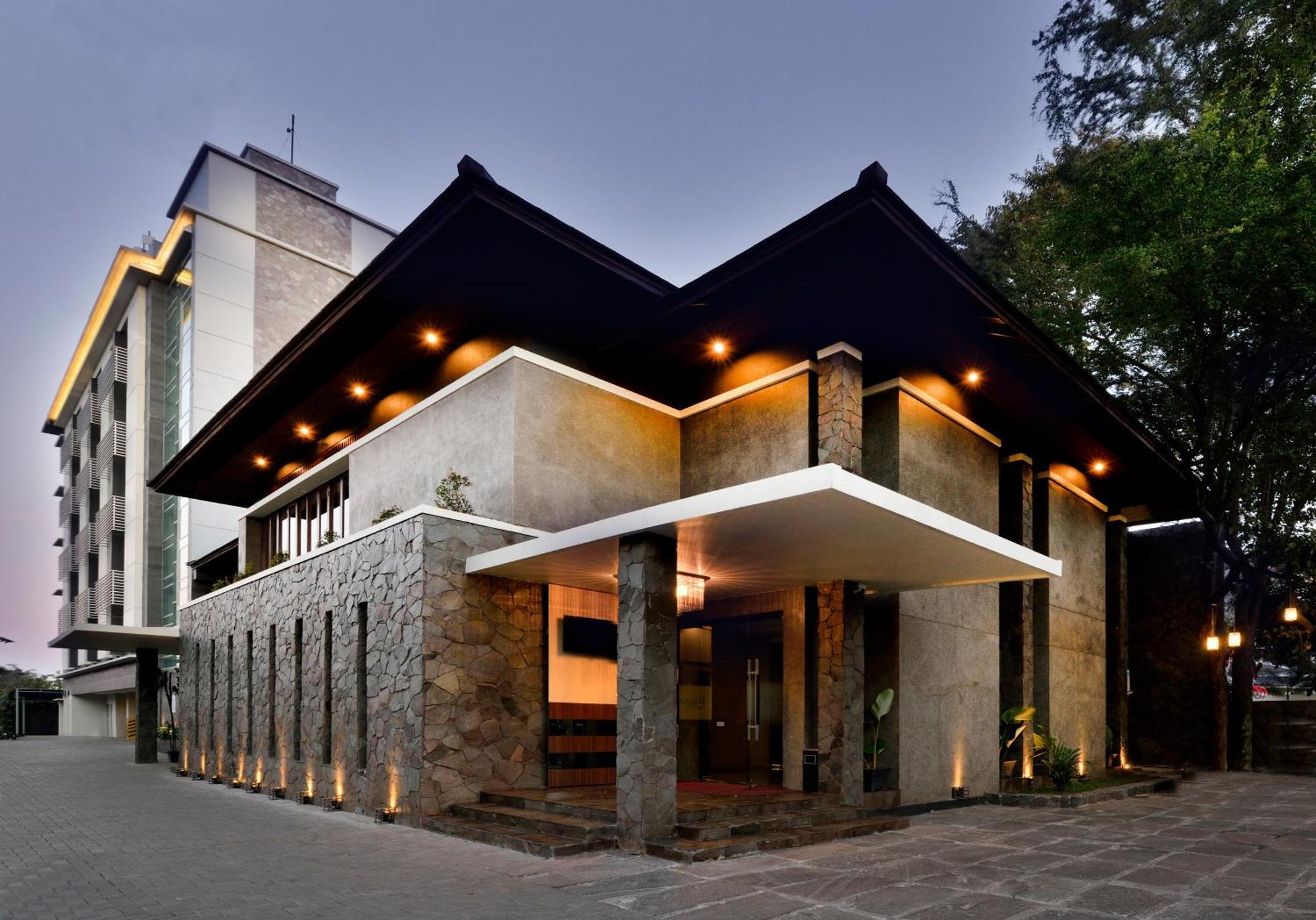 Serela Merdeka By Kagum Hotels Μπαντούνγκ Εξωτερικό φωτογραφία